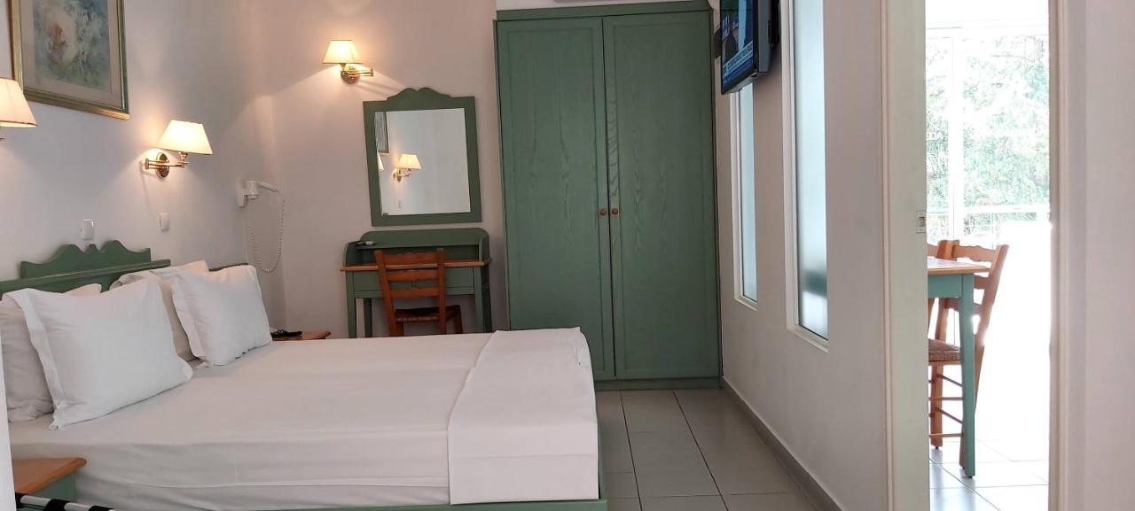 Andromeda Hotel Apartments ซาลิดี ภายนอก รูปภาพ